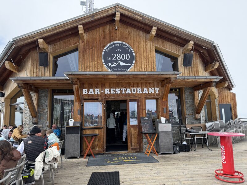 Les Menuires/St Martin de Belleville. France. Image © PlanetSKI